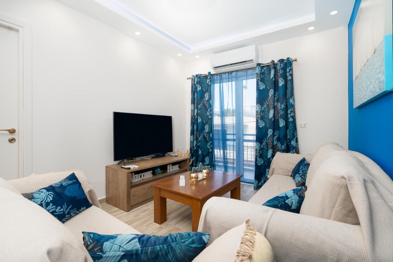 Artemis Bay Apartments Near Sea And Airport Exteriör bild