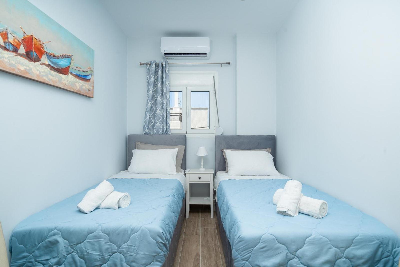 Artemis Bay Apartments Near Sea And Airport Exteriör bild